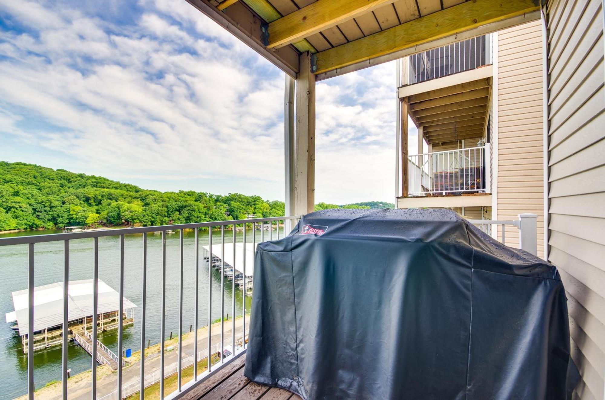 Cozy Lake Ozark Condo Rental With Grill, Pool Access Екстер'єр фото