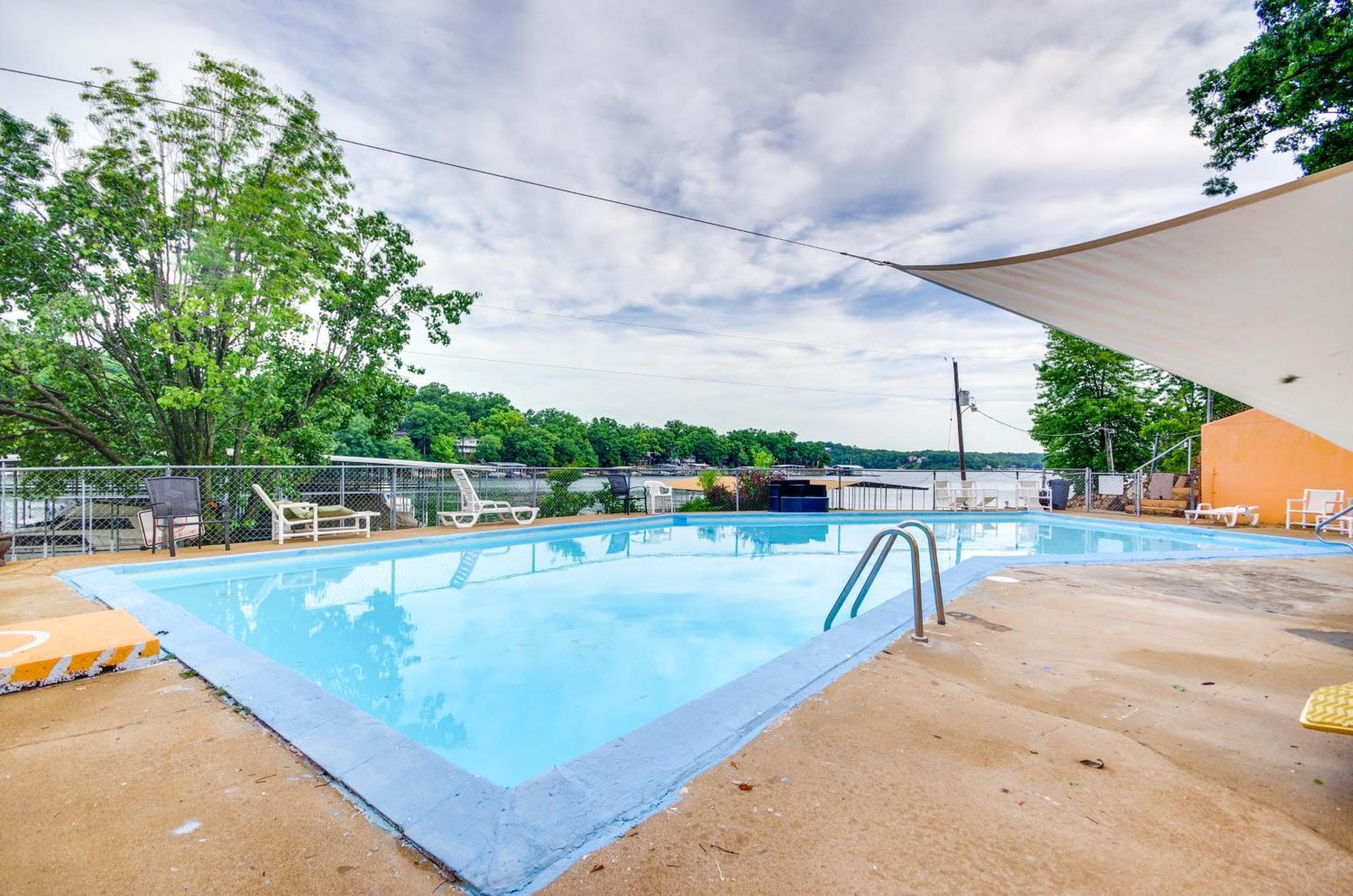 Cozy Lake Ozark Condo Rental With Grill, Pool Access Екстер'єр фото